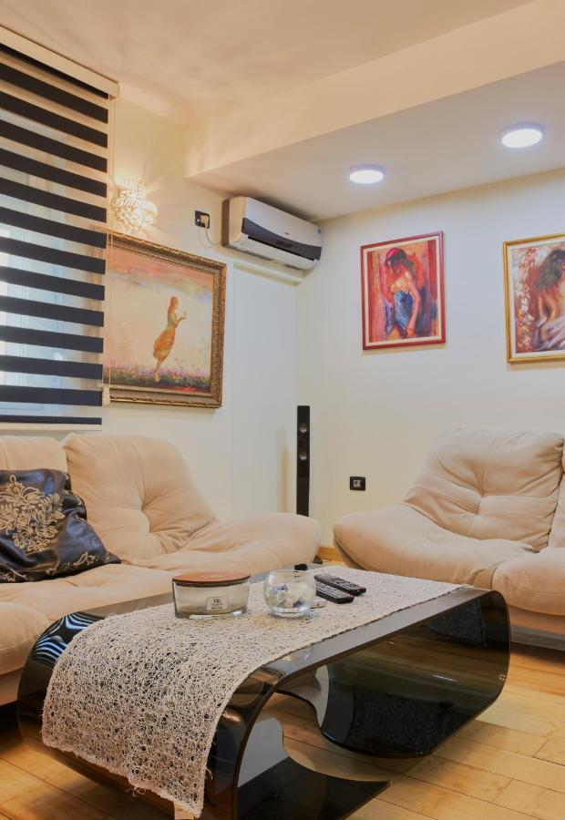 Diamond Butterfly Apartment สโกเปีย ภายนอก รูปภาพ