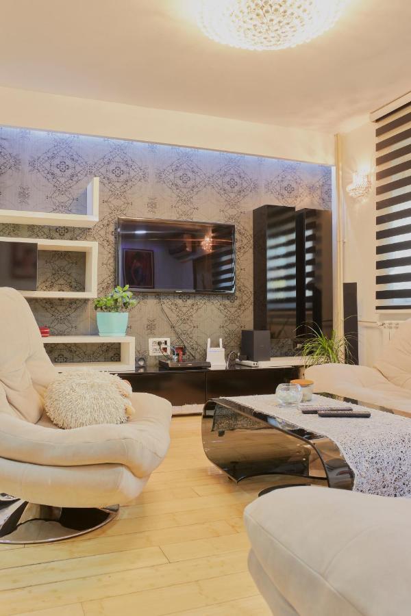 Diamond Butterfly Apartment สโกเปีย ภายนอก รูปภาพ