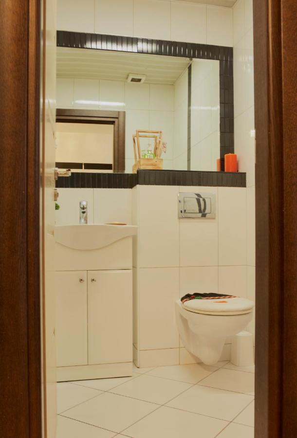 Diamond Butterfly Apartment สโกเปีย ภายนอก รูปภาพ