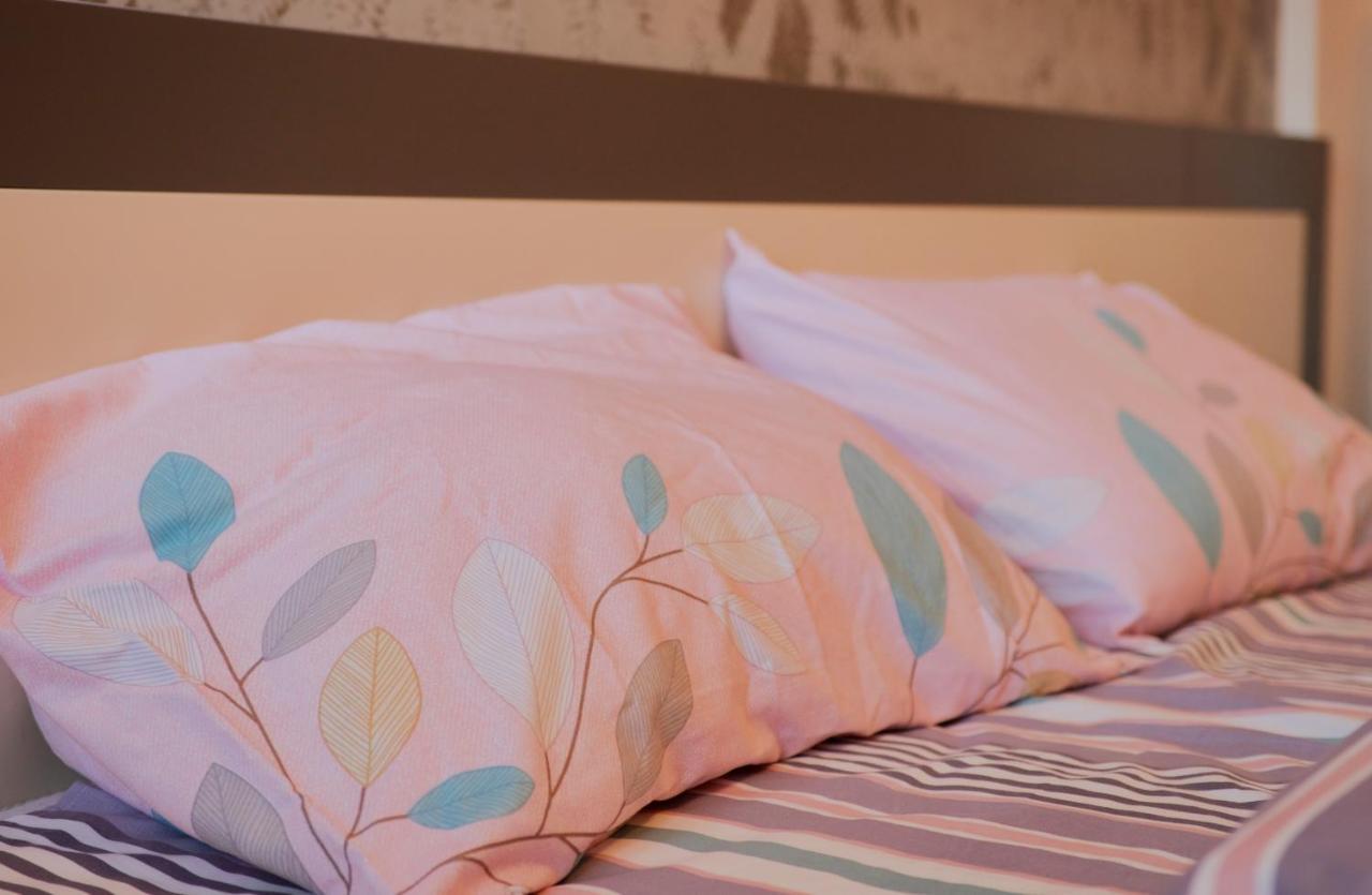 Diamond Butterfly Apartment สโกเปีย ภายนอก รูปภาพ